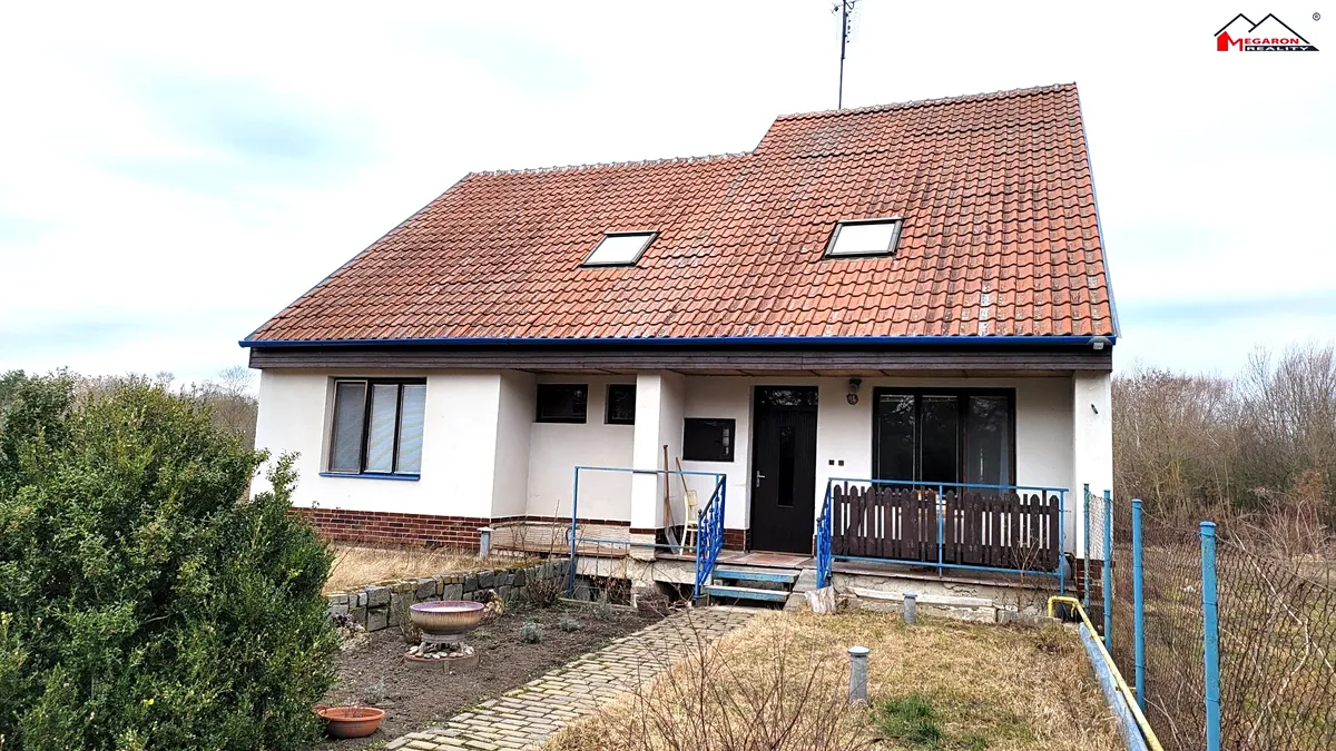 Prodej rodinného domu 200 m², pozemek 1311 m²